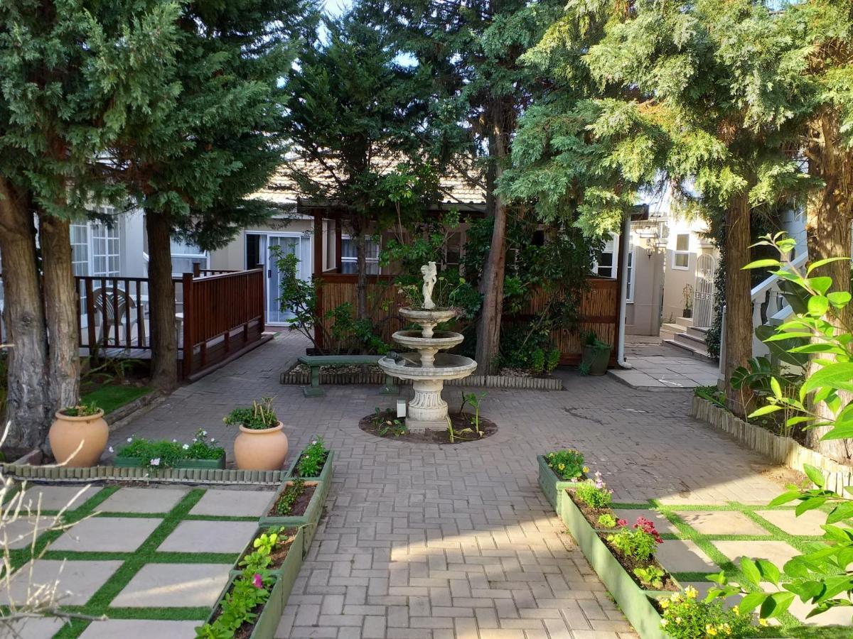 Heugh Road Guest House Порт-Элизабет Экстерьер фото